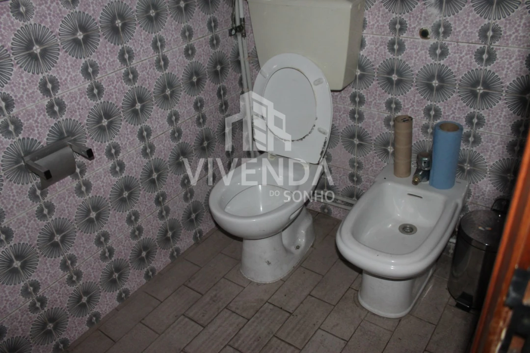 Armazém para Arrendamento em Amora Foto 17