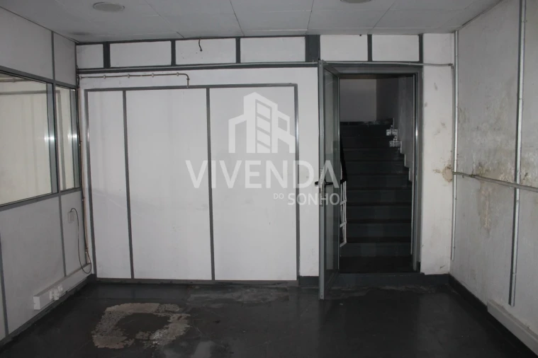 Armazém para Venda em Amora Foto 20