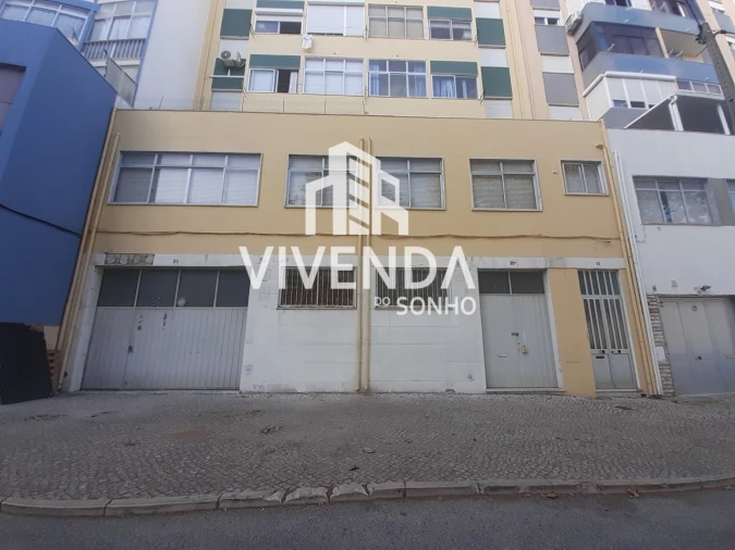 Armazém para Venda em Amora Foto 28