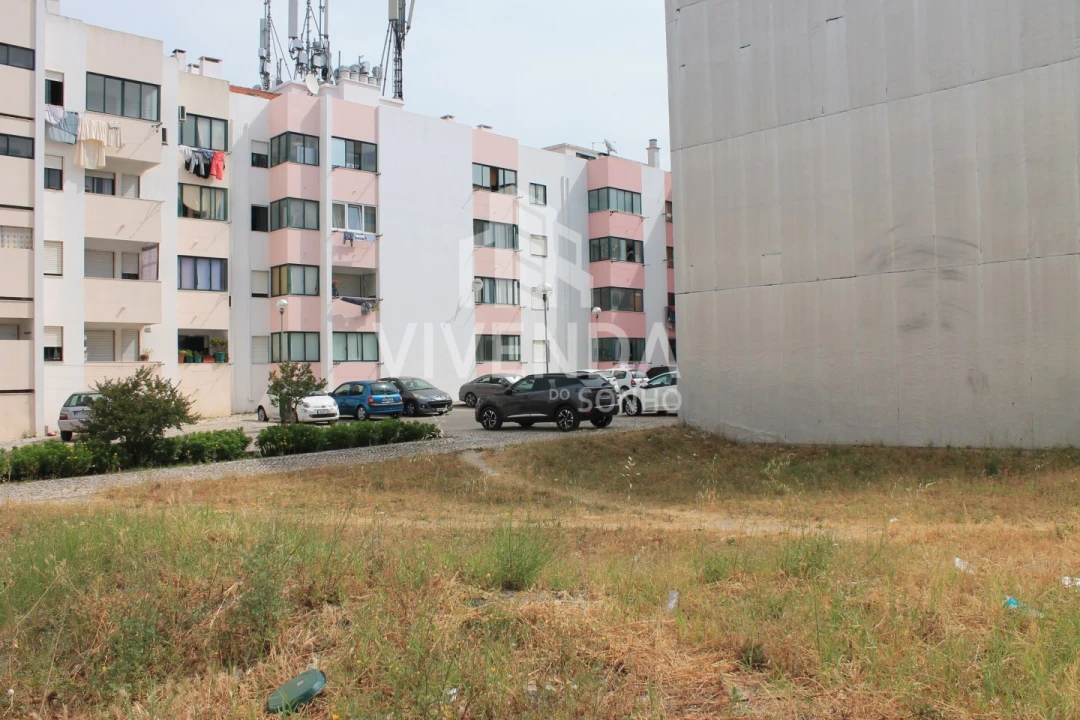 Terreno para Venda em Alhos Vedros Foto 14