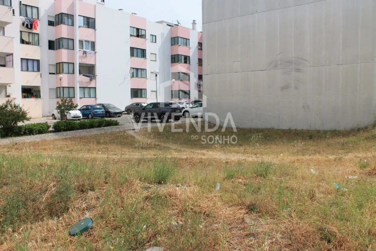 Terreno para Venda em Alhos Vedros Foto 4