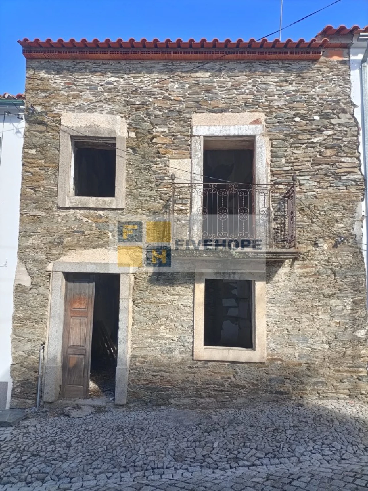 Moradia T3 para Venda em Rosmaninhal Foto 1