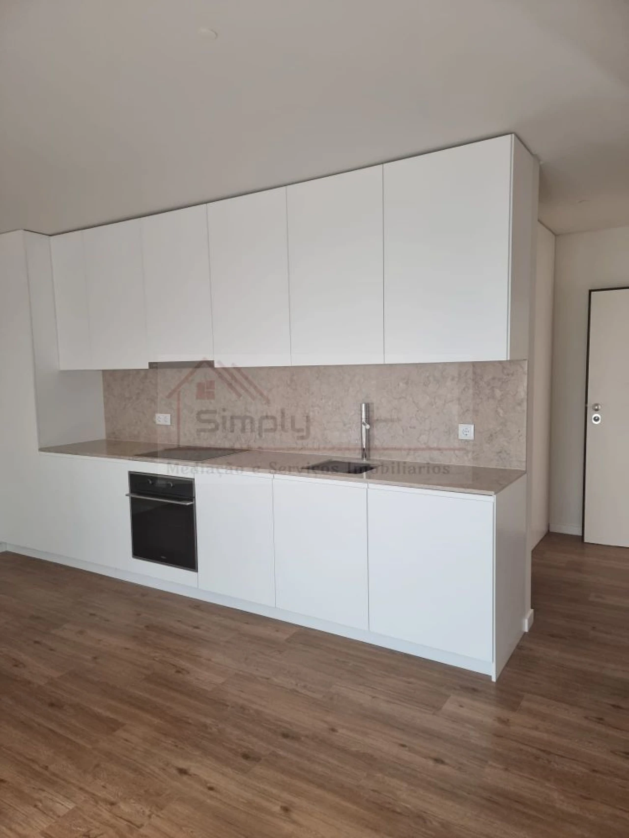 Apartamento T0 para Venda em Alcantara Foto 6