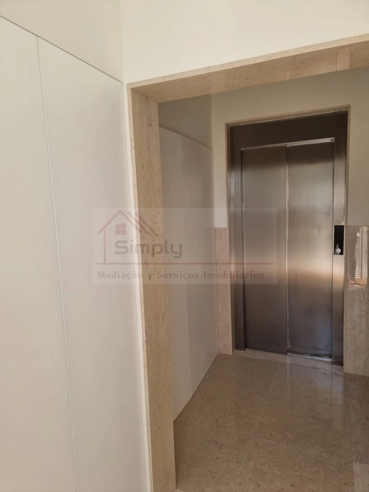 Apartamento T0 para Venda em Alcantara Foto 19