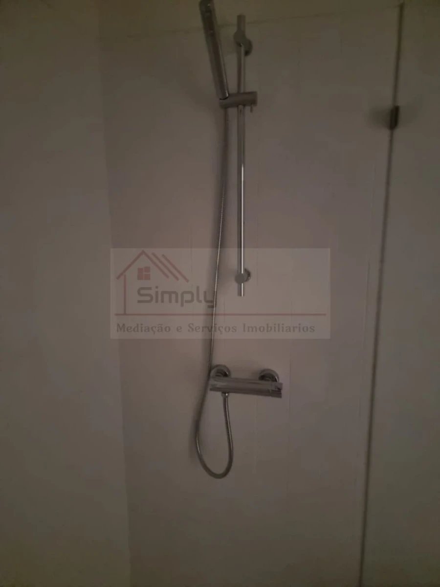 Apartamento T0 para Venda em Alcantara Foto 12