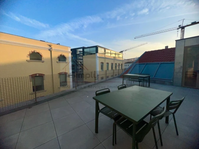 Loja para Arrendamento em Alcantara Foto 2