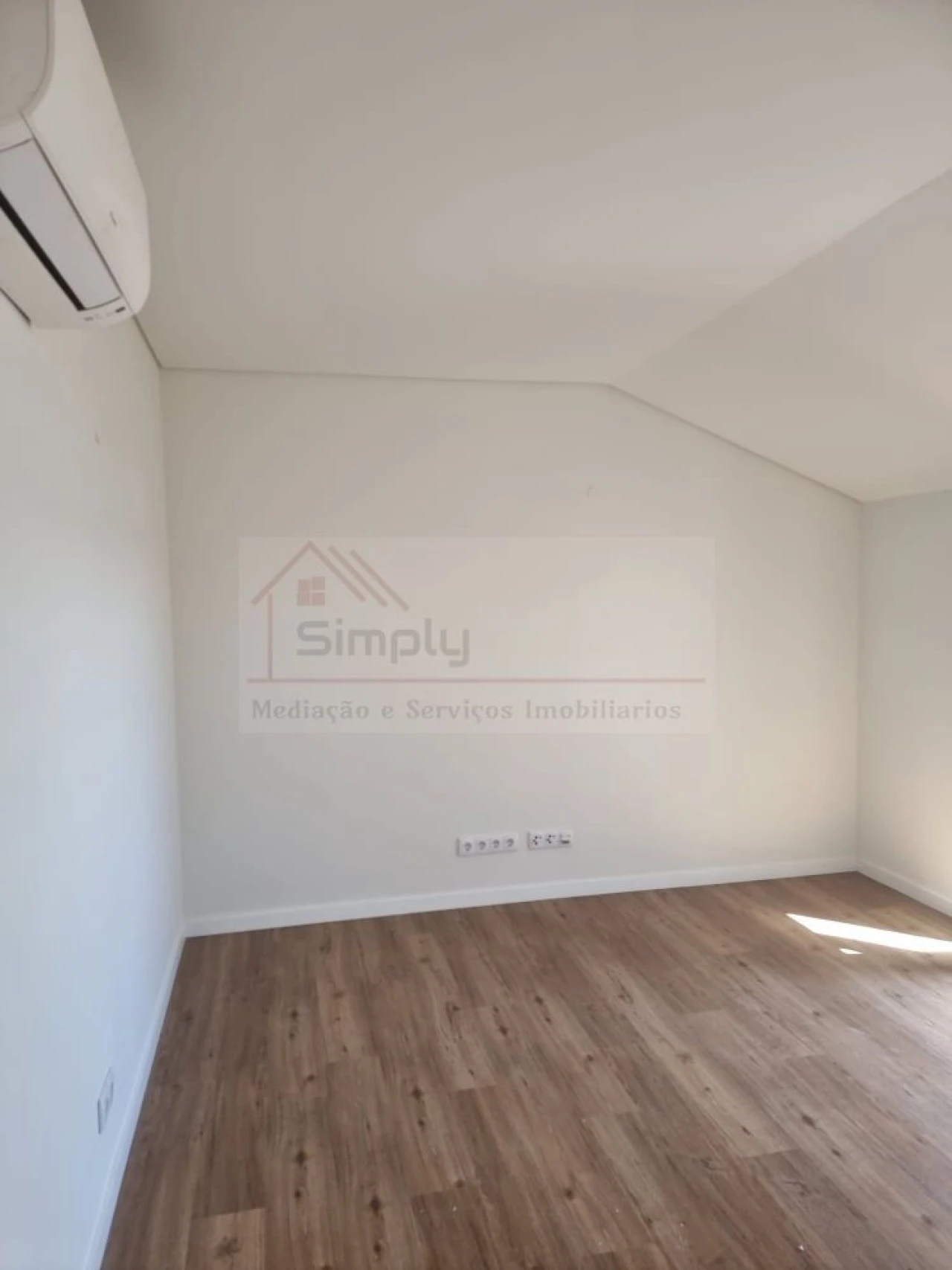 Apartamento T1 para Venda em Alcantara Foto 7