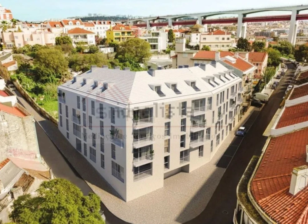 Apartamento T2 para Venda em Alcantara Foto 1