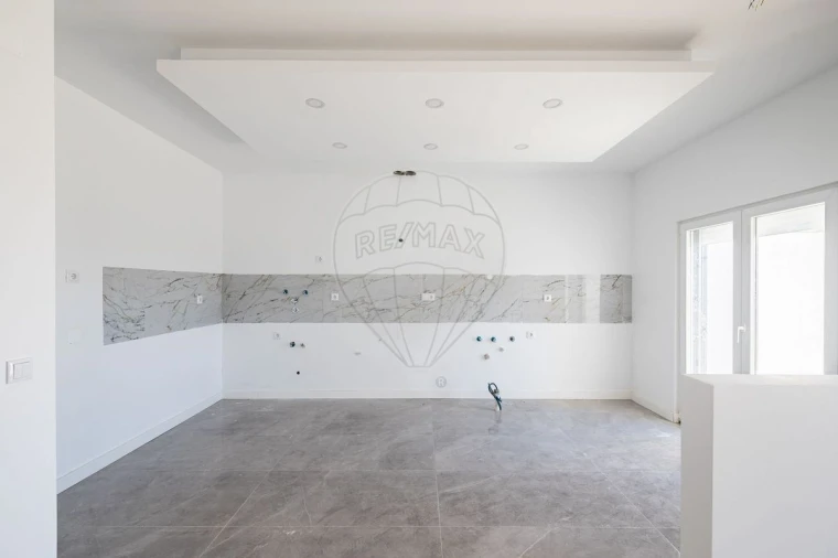 Moradia T4 para Venda em Alenquer (Santo Estêvão e Triana) Foto 7