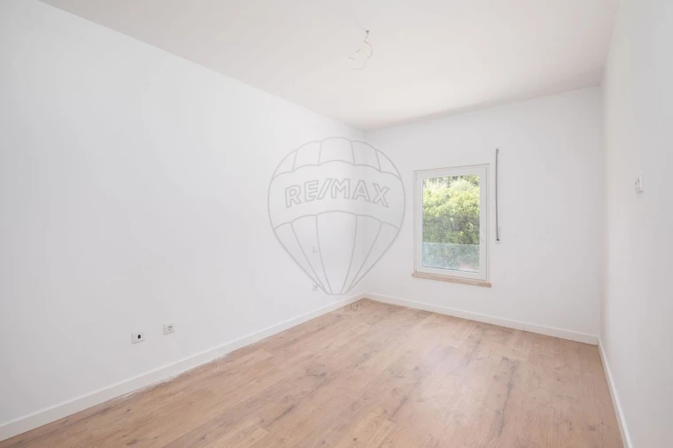 Moradia T4 para Venda em Alenquer (Santo Estêvão e Triana) Foto 15