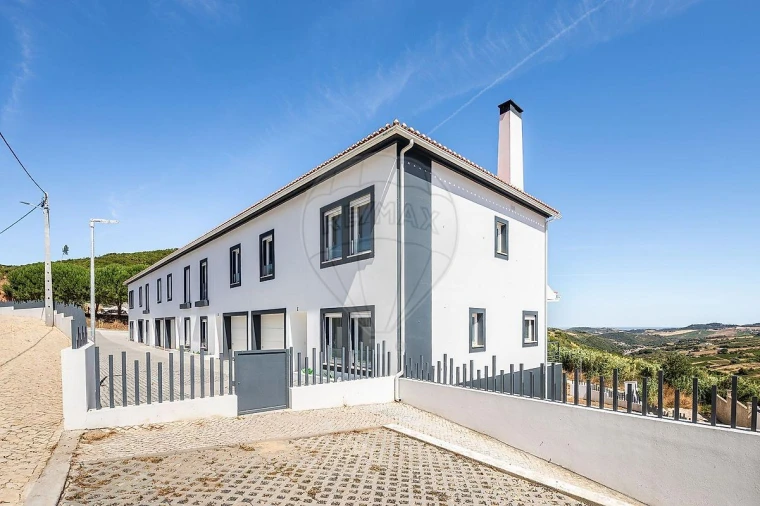 Moradia T4 para Venda em Alenquer (Santo Estêvão e Triana) Foto 26