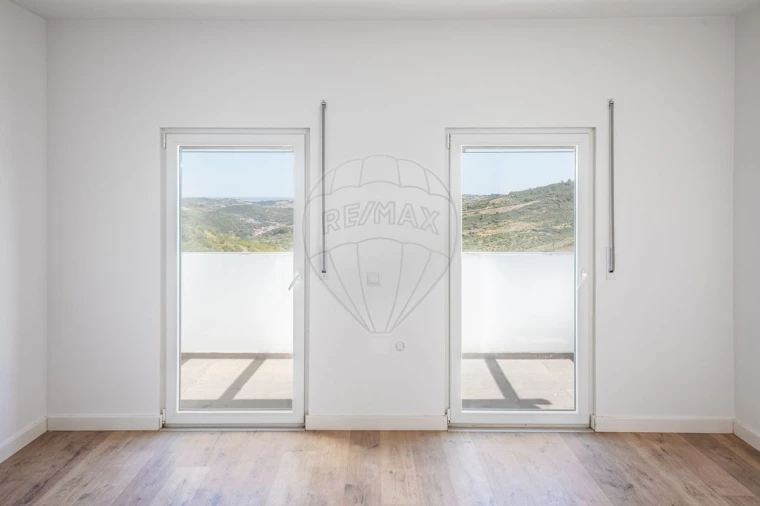 Moradia T4 para Venda em Alenquer (Santo Estêvão e Triana) Foto 22