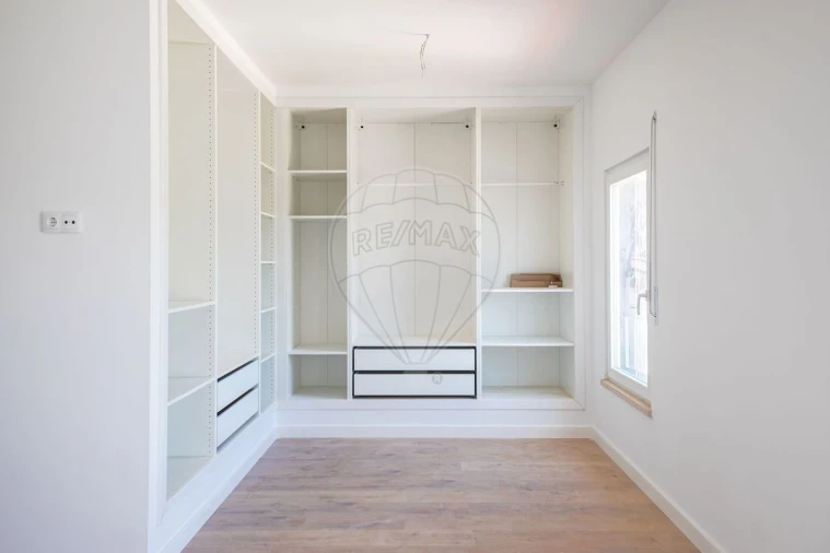 Moradia T4 para Venda em Alenquer (Santo Estêvão e Triana) Foto 18