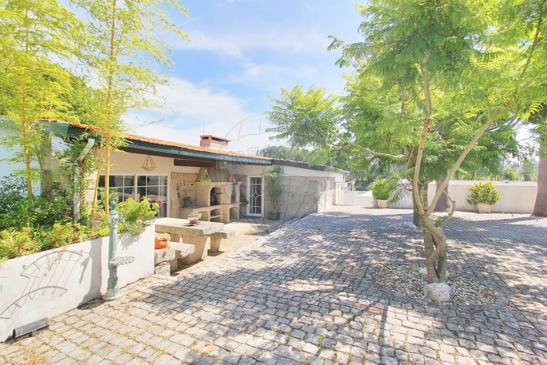 Quinta T5 para Venda em Gulpilhares e Valadares Foto 6