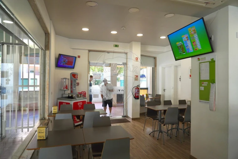 Loja para Venda em Massamá e Monte Abraão Foto 6