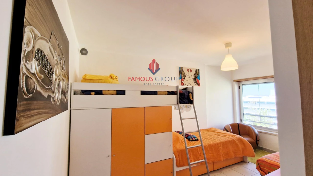 Apartamento T3 para Venda em Portimão Foto 17