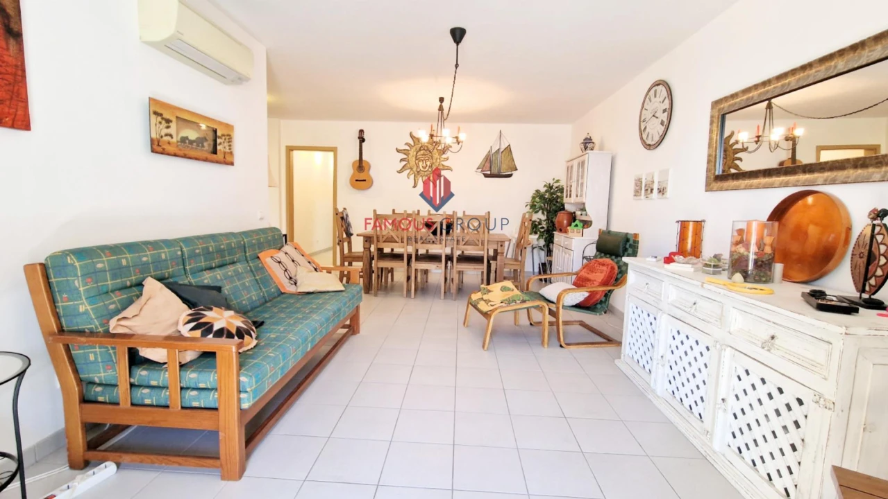 Apartamento T3 para Venda em Portimão Foto 2