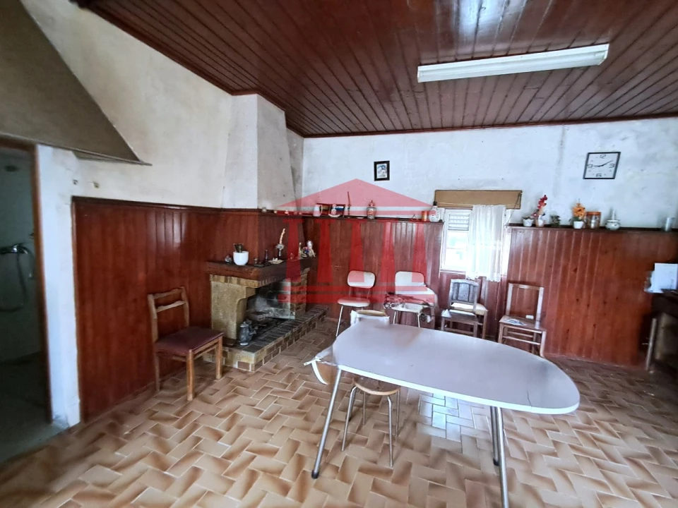 Moradia T4 para Venda em Galegos (Santa Maria) Foto 6