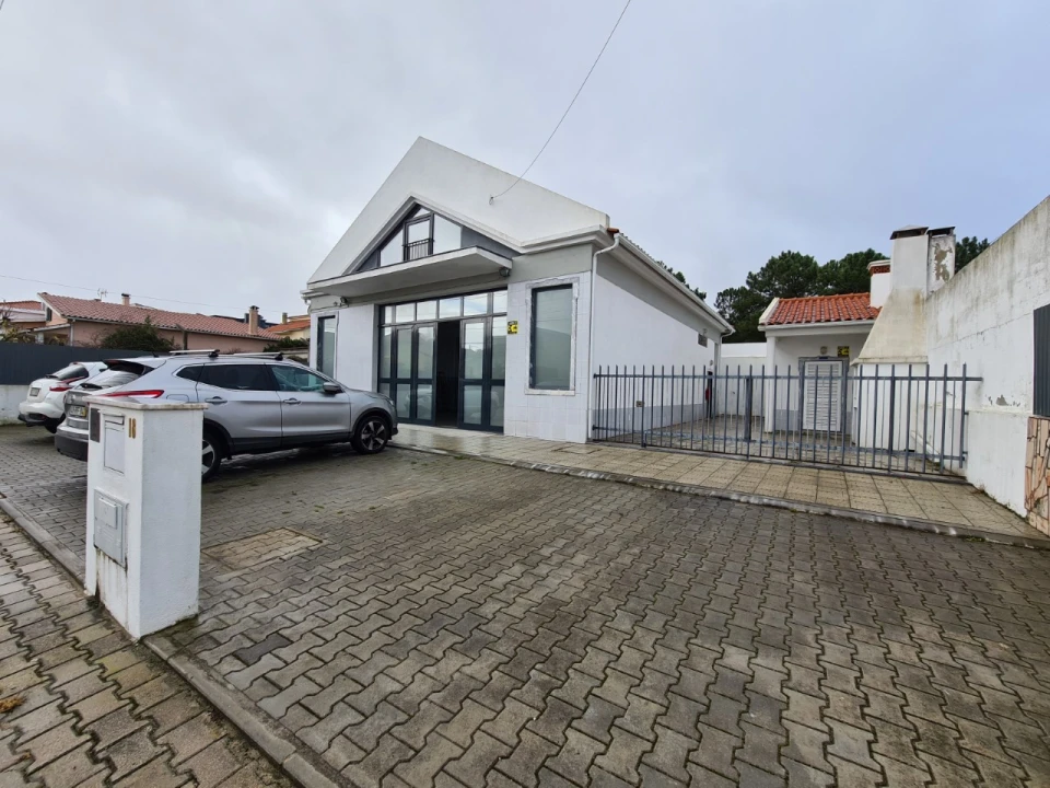 Armazém para Arrendamento em Fernao Ferro Foto 18