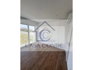 Moradia T4 para Venda em Fernao Ferro