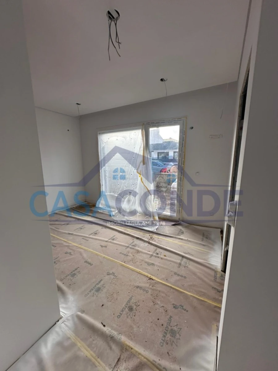 Moradia T4 para Venda em Fernao Ferro Foto 7