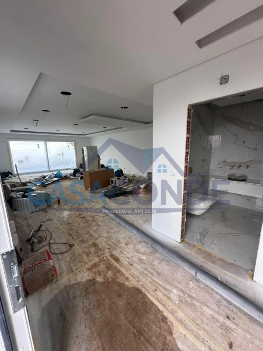 Moradia T4 para Venda em Fernao Ferro Foto 20