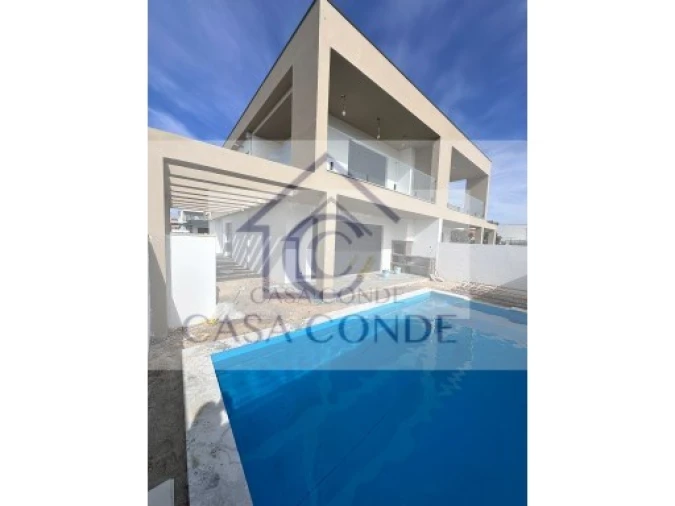 Moradia T4 para Venda em Fernao Ferro Foto 30