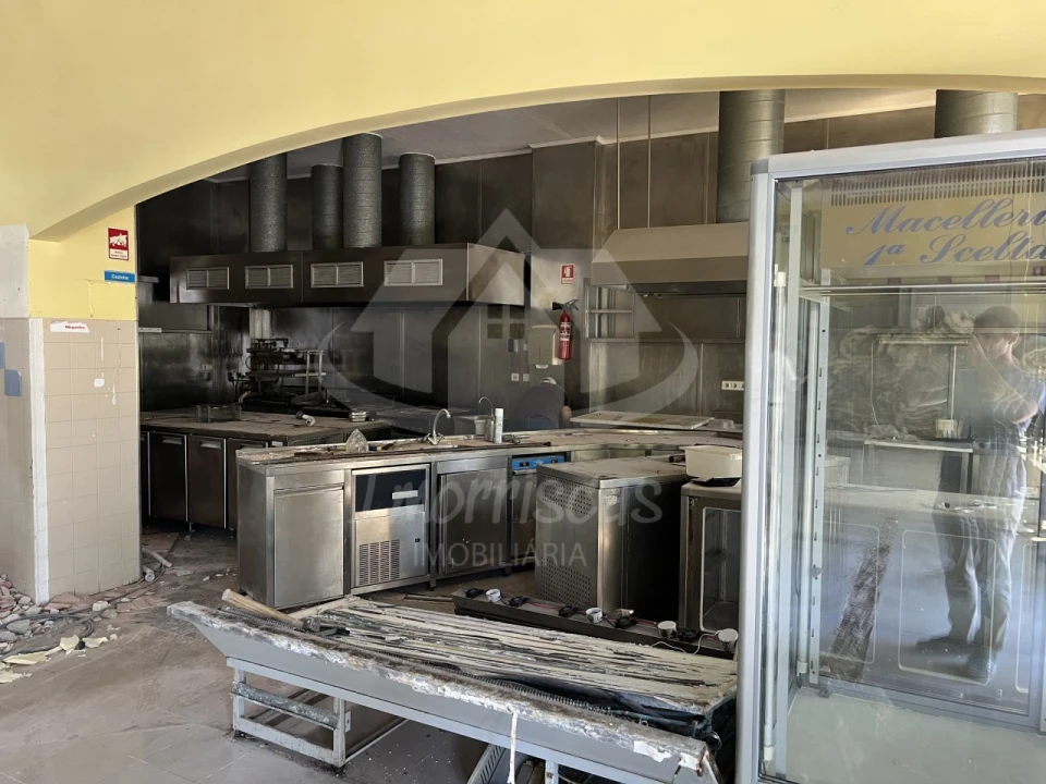 Armazém para Venda em Vialonga Foto 15