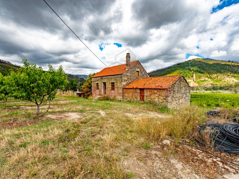 Quinta T3 para Venda em Valhelhas Foto 1