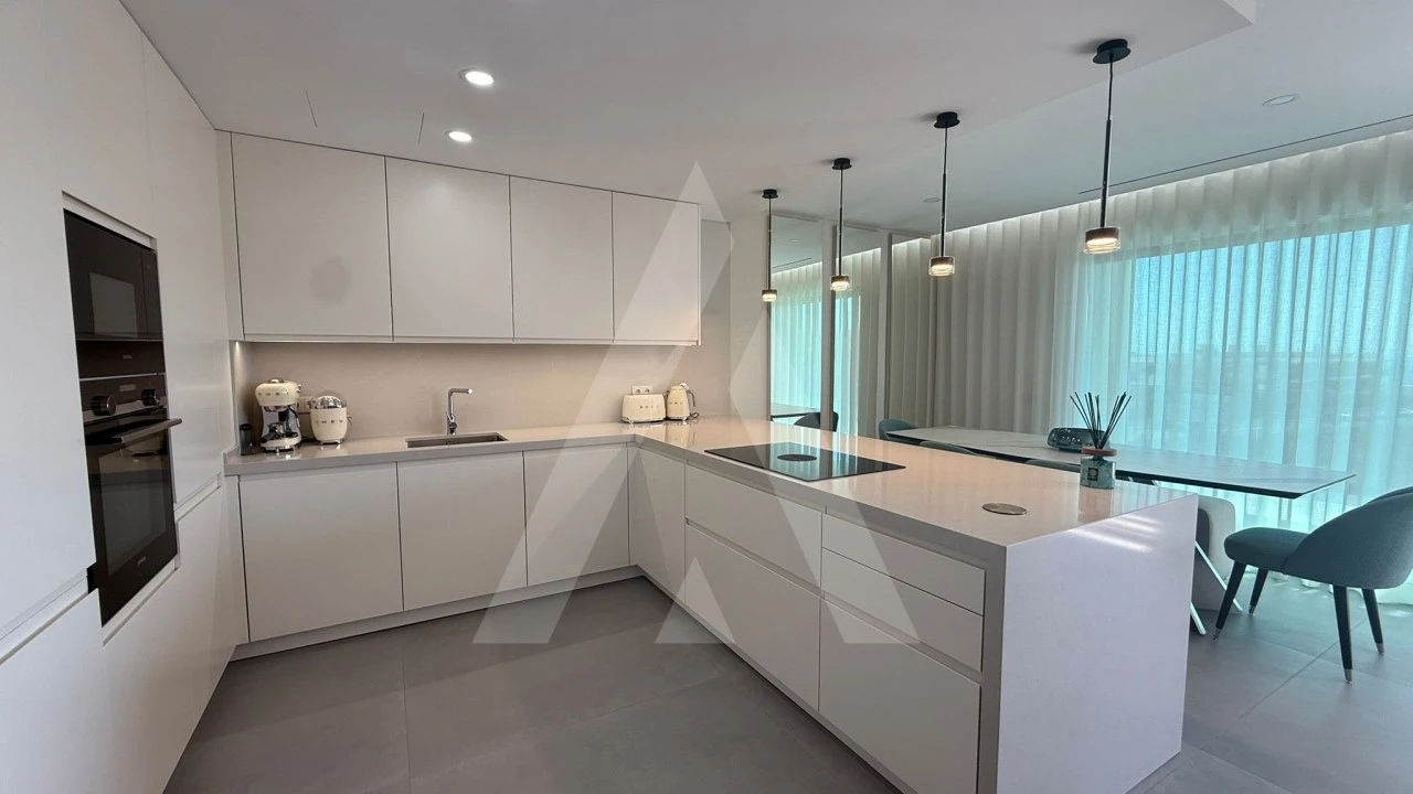 Apartamento T2 para Venda em Quarteira Foto 9