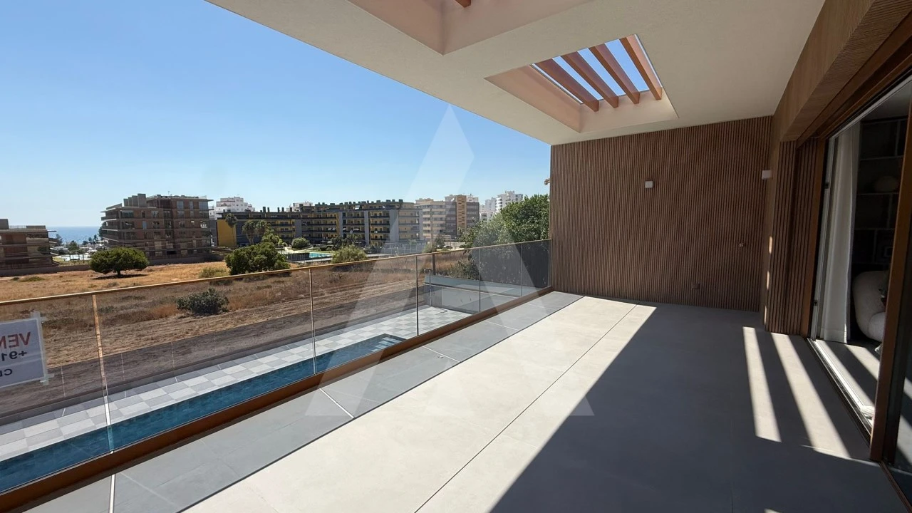 Apartamento T2 para Venda em Quarteira Foto 16