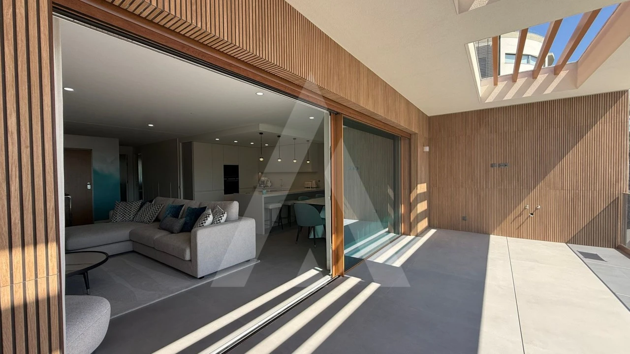 Apartamento T2 para Venda em Quarteira Foto 17