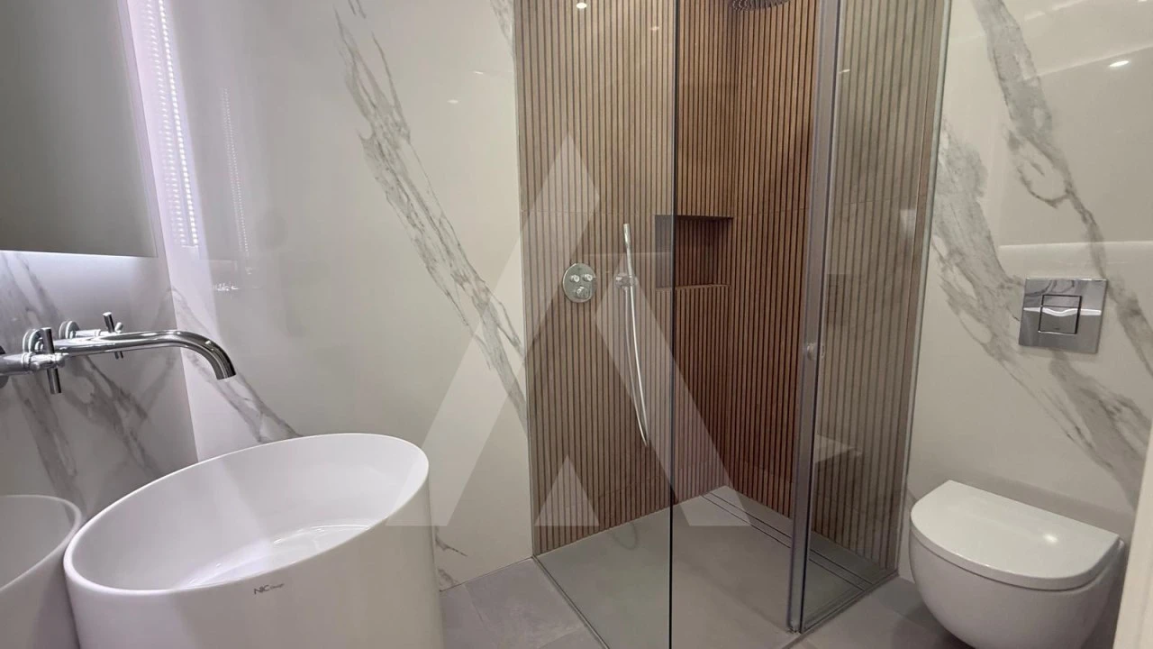 Apartamento T2 para Venda em Quarteira Foto 33