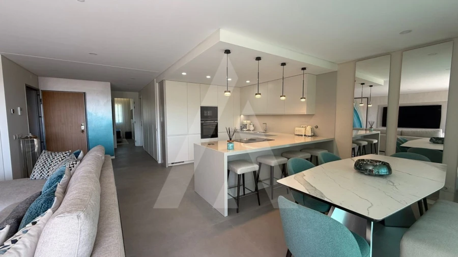 Apartamento T2 para Venda em Quarteira Foto 4
