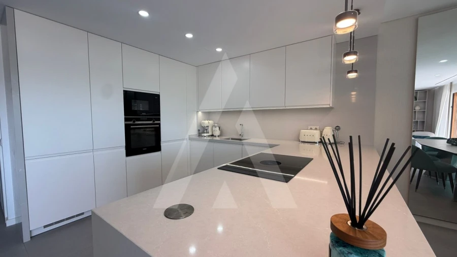 Apartamento T2 para Venda em Quarteira Foto 8