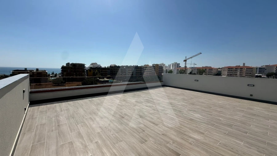 Apartamento T2 para Venda em Quarteira Foto 19