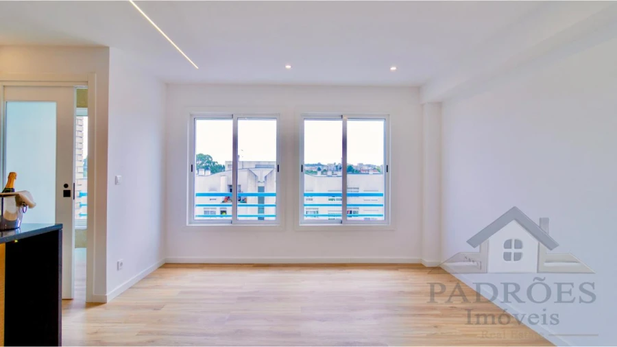 Apartamento T3 para Venda em Cidade da Maia Foto 8