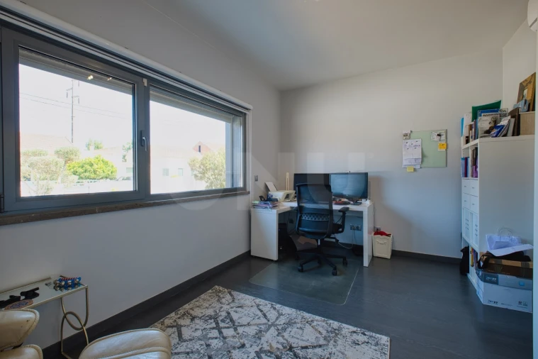 Moradia T4 para Venda em Painho e Figueiros Foto 6