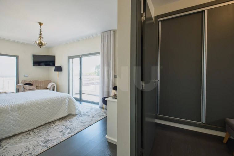 Moradia T4 para Venda em Painho e Figueiros Foto 19