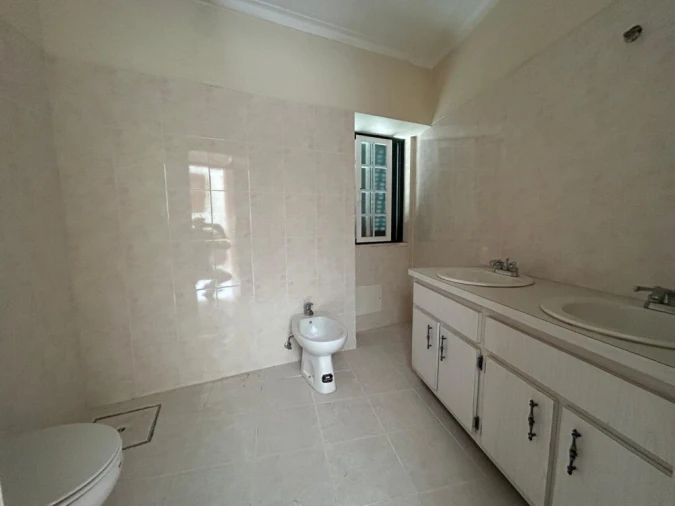 Moradia T1 para Venda em São Pedro de Tomar Foto 6