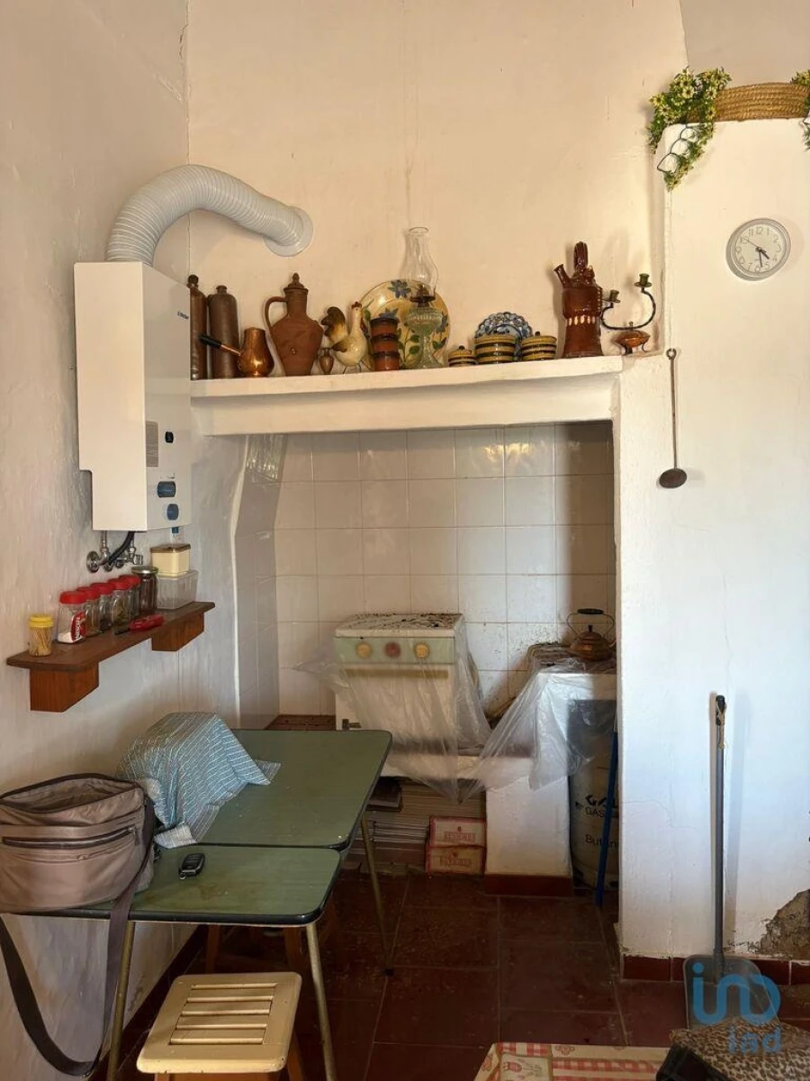 Moradia T2 para Venda em Corte do Pinto Foto 9