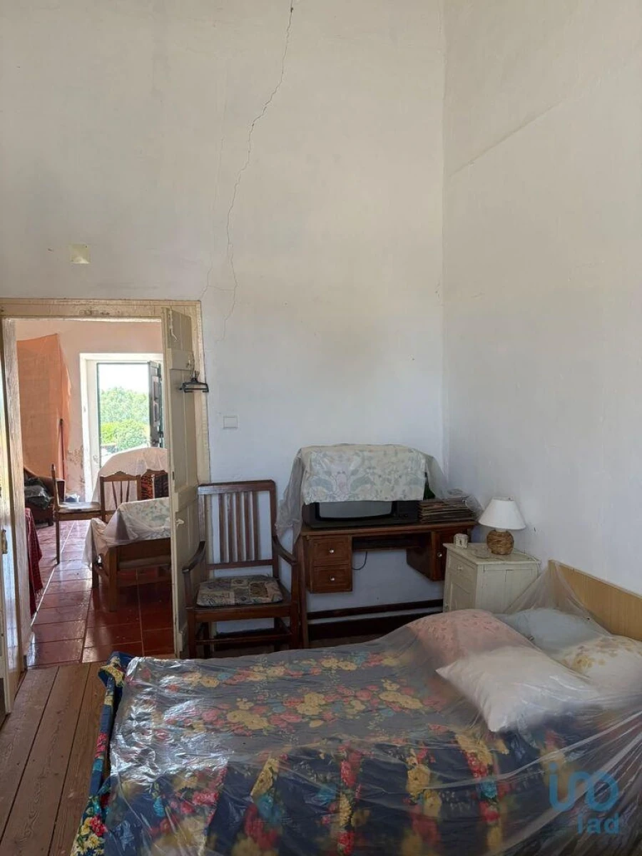 Moradia T2 para Venda em Corte do Pinto Foto 5