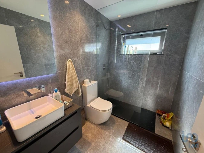 Moradia T3 para Venda em Charneca de Caparica e Sobreda Foto 13