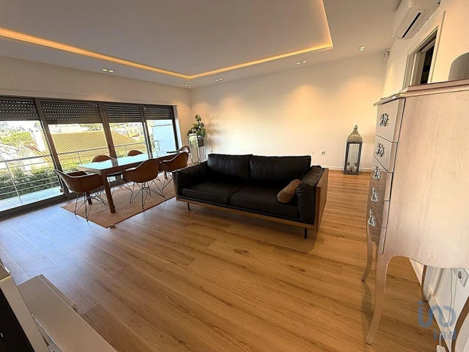 Moradia T3 para Venda em Charneca de Caparica e Sobreda Foto 3