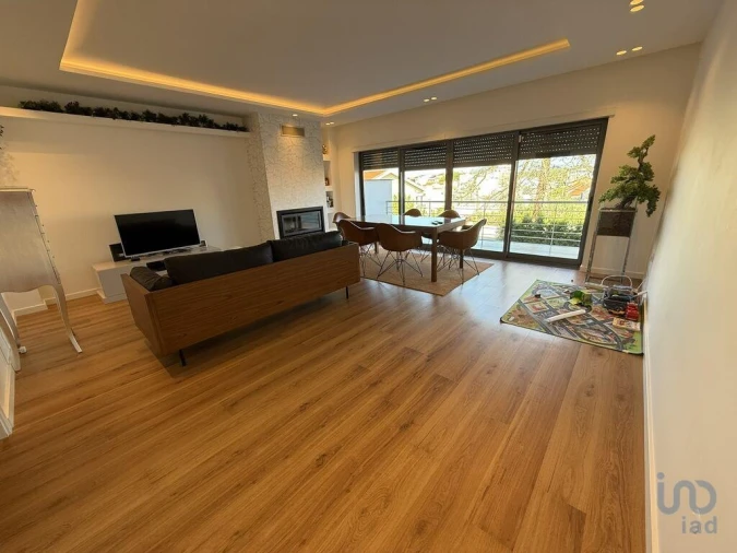 Moradia T3 para Venda em Charneca de Caparica e Sobreda Foto 4