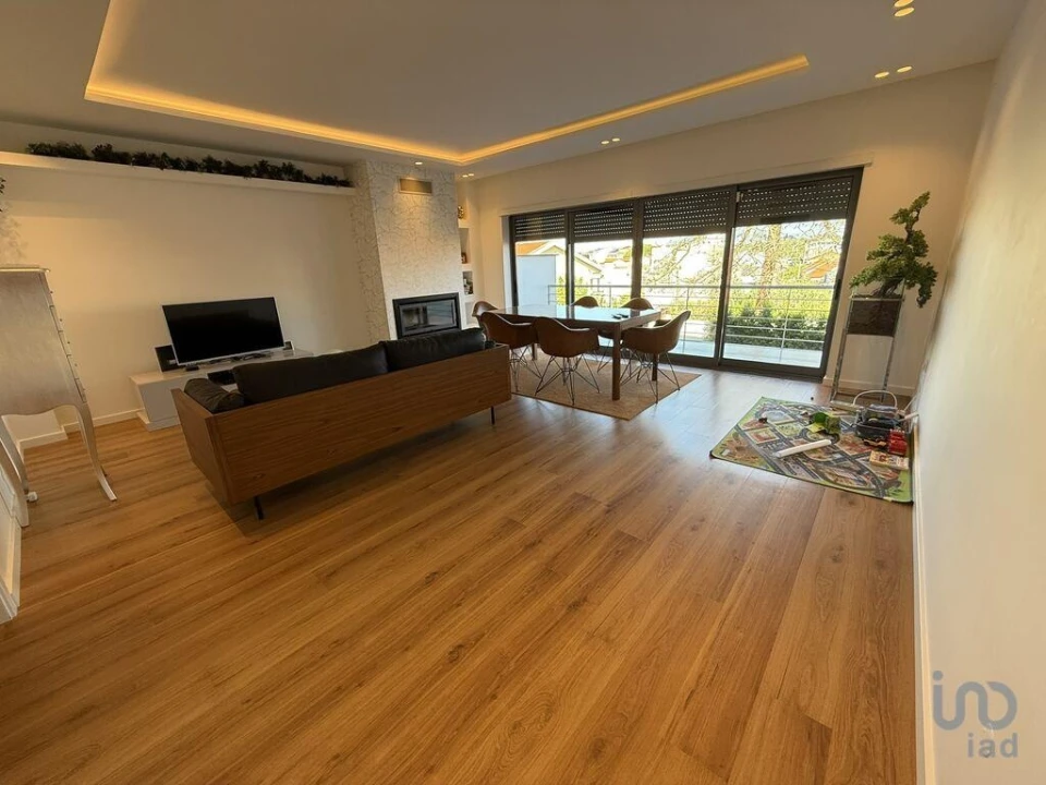 Moradia T3 para Venda em Charneca de Caparica e Sobreda Foto 4