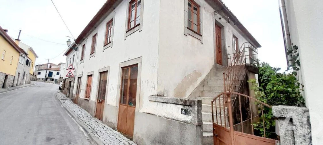 Moradia T5 para Venda em Seixo da Beira Foto 16