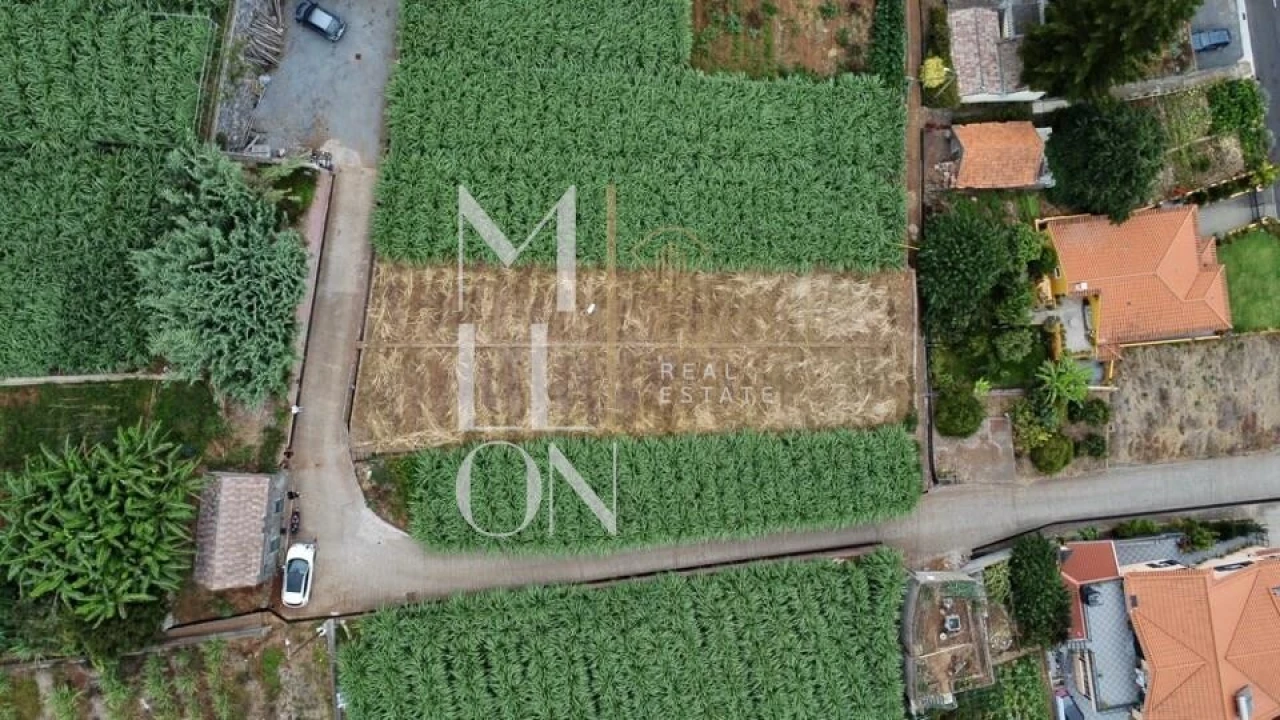 Terreno para Venda em Canhas Foto 11