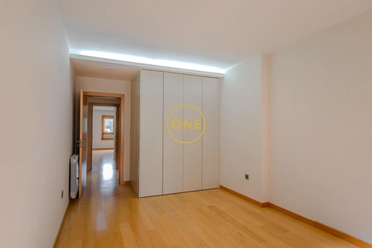 Apartamento T3 para Venda em Antas e Abade de Vermoim Foto 16