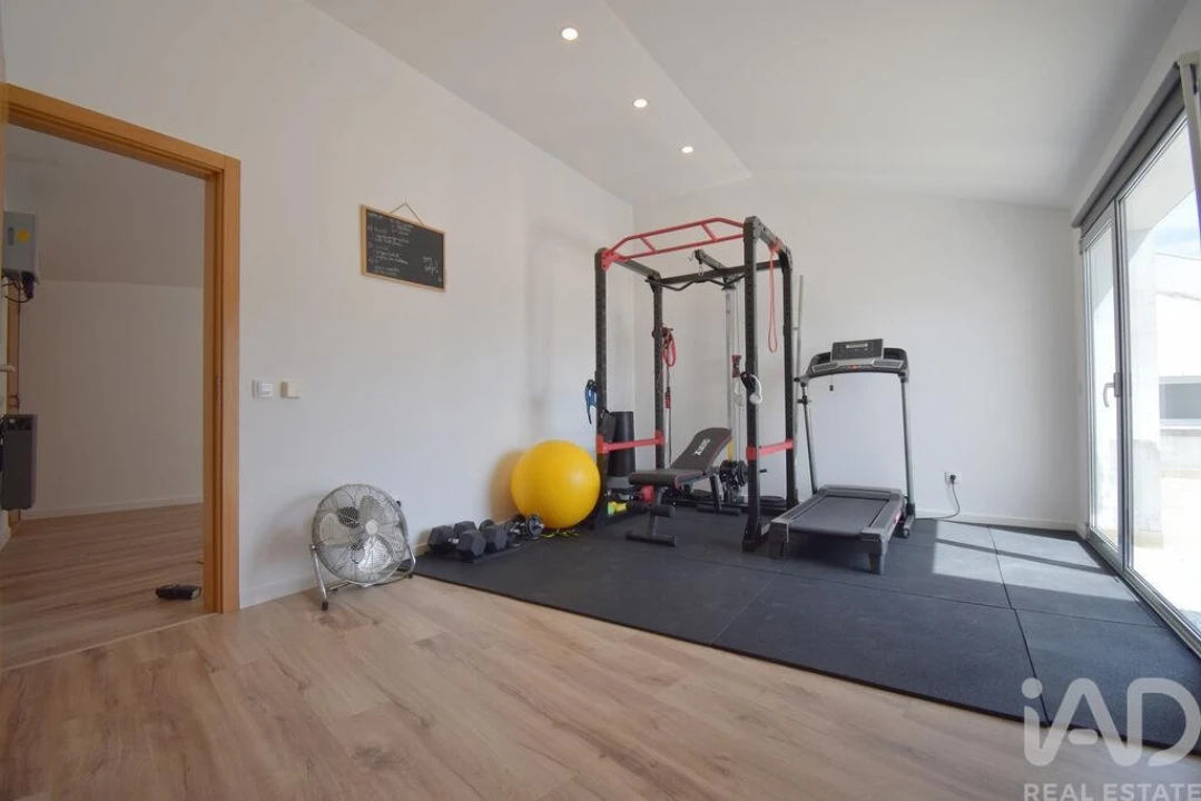 Apartamento T5 para Venda em Avelar Foto 25